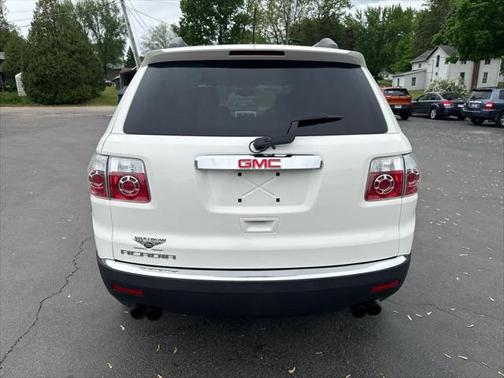 2011 GMC Acadia SL
