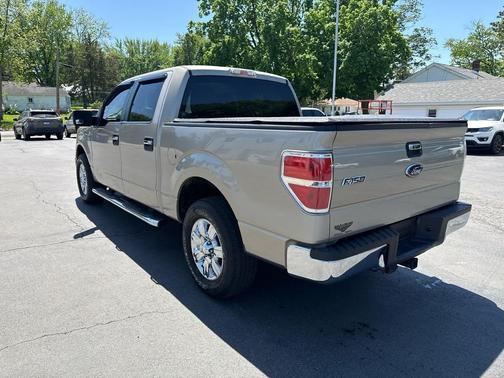 Pueblo Gold Metallic 2010 Ford F-150 XLT SuperCrew