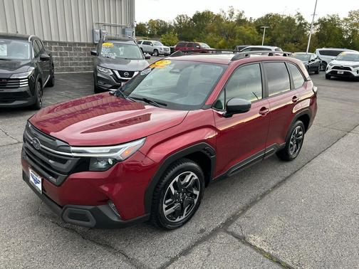 Crimson Red Pearl 2025 Subaru Forester Limited