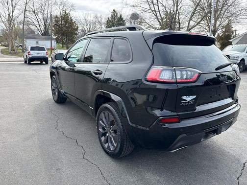 Diamond Black Crystal Pearlcoat 2019 Jeep Cherokee High Altitude