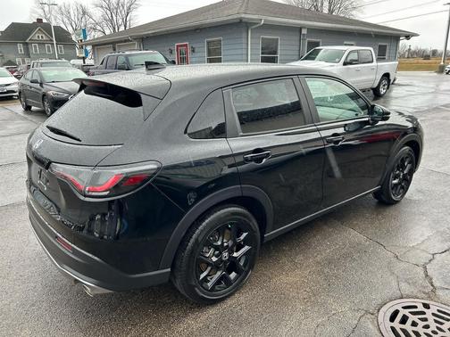 2025 Honda HR-V AWD Sport