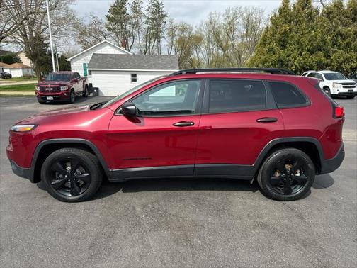 2017 Jeep Cherokee Sport