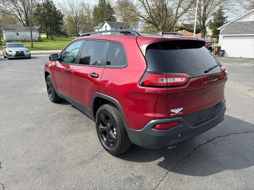 2017 Jeep Cherokee Sport
