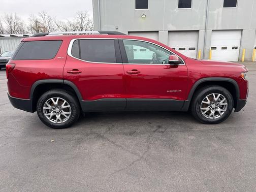 2021 GMC Acadia AWD SLT