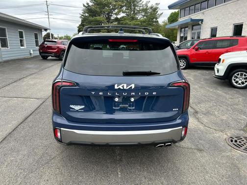 Midnight Lake Blue 2024 Kia Telluride EX