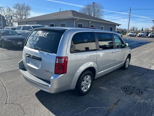 2009 Dodge Grand Caravan SE