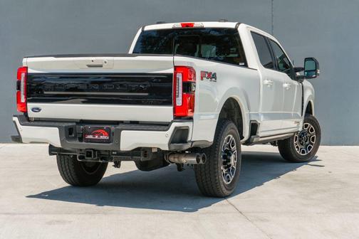 Star White Metallic Tri-Coat 2026 Ford F-250 Platinum