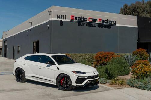 2021 Lamborghini Urus Sport Utility 4D