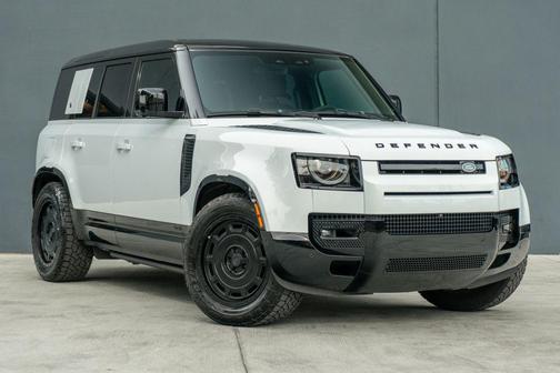 2023 Land Rover Defender 110 V8