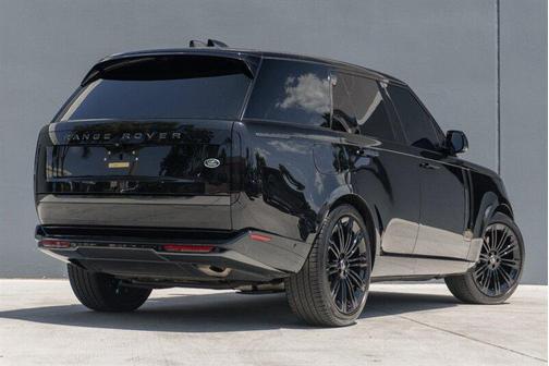 2023 Land Rover Range Rover P400 SE