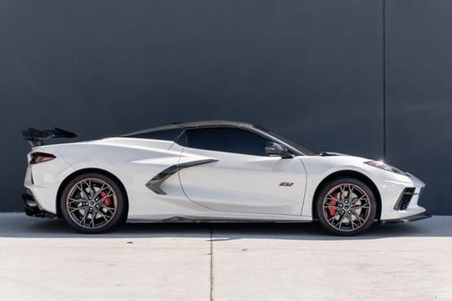 2023 Chevrolet Corvette Stingray w/3LT