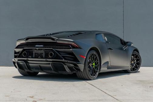 2021 Lamborghini Huracan EVO Coupe