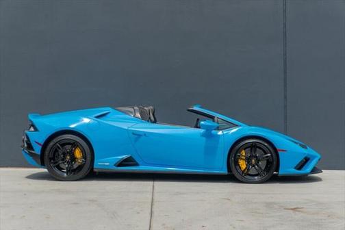 2023 Lamborghini Huracan EVO Spyder RWD