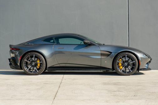 2019 Aston Martin Vantage Coupe 2D