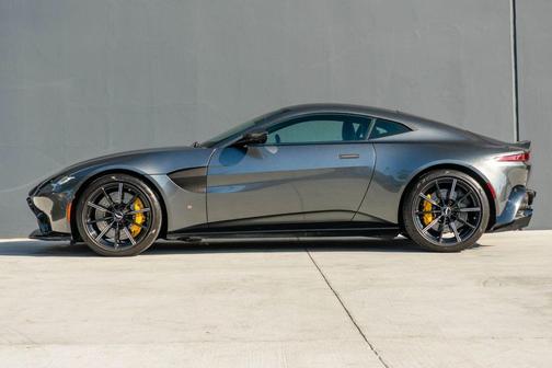 2019 Aston Martin Vantage Coupe 2D