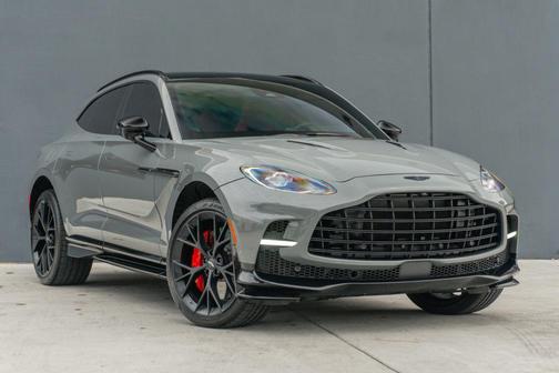 2025 Aston Martin DBX 707