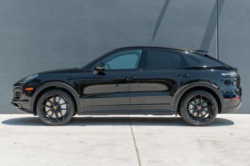 2023 Porsche Cayenne Turbo
