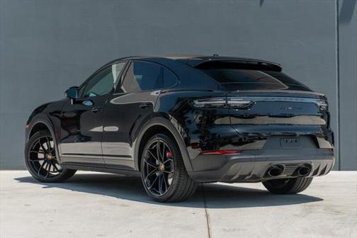 2023 Porsche Cayenne Turbo