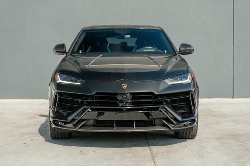 2024 Lamborghini Urus Performante