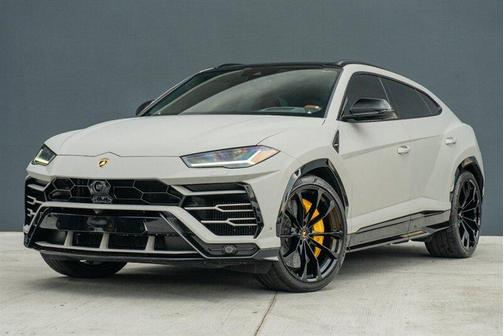 2019 Lamborghini Urus SUV