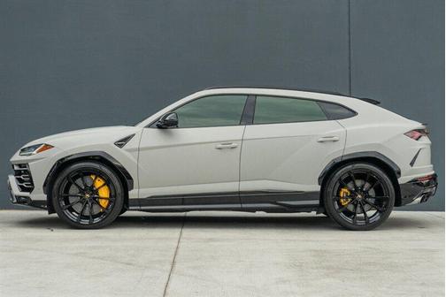 2019 Lamborghini Urus SUV