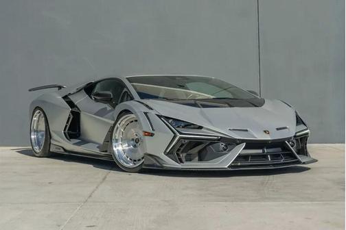 2024 Lamborghini Revuelto Coupe