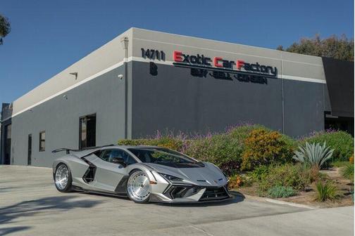 2024 Lamborghini Revuelto Coupe