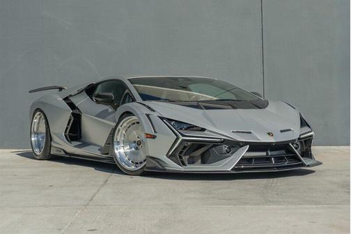 2024 Lamborghini Revuelto Coupe