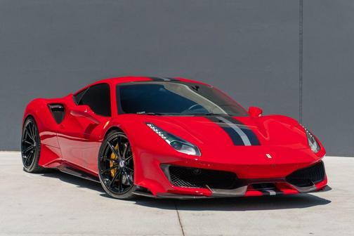 Red 2019 Ferrari 488 Pista Base