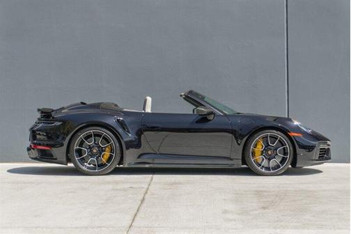 2024 Porsche 911 Convertible