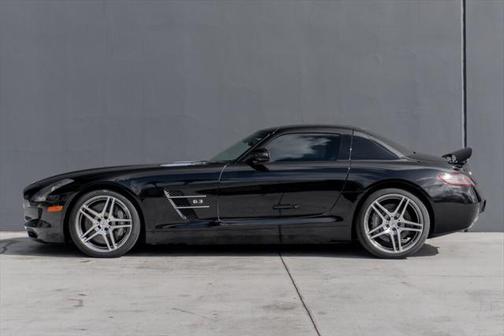 2011 Mercedes-Benz SLS AMG Base