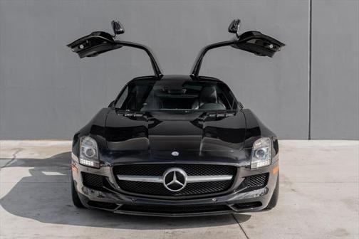 2011 Mercedes-Benz SLS AMG Base