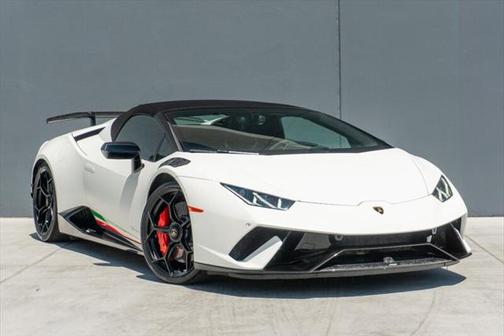 2019 Lamborghini Huracan Performante