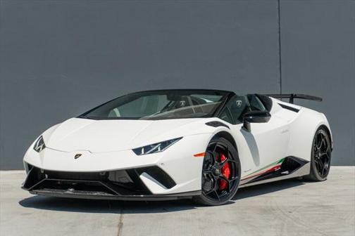 2019 Lamborghini Huracan Performante