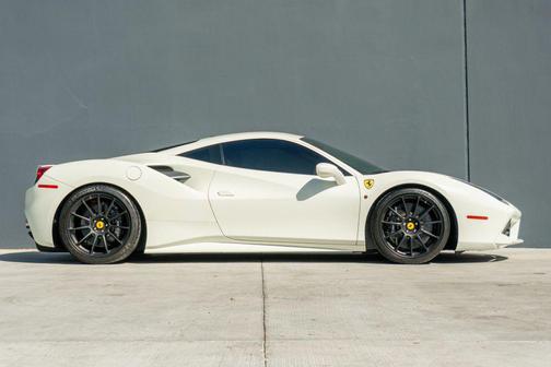 2019 Ferrari 488 GTB Coupe 2D