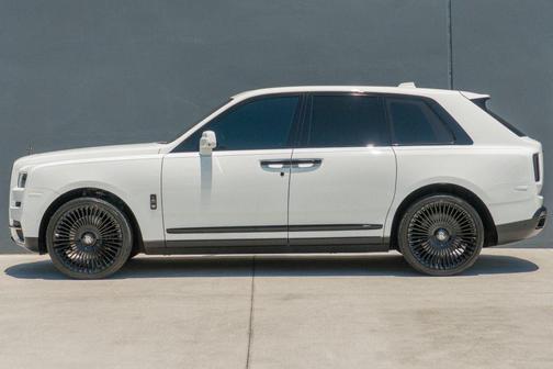 White 2023 Rolls-Royce Cullinan Black Badge Sport Utility 4D