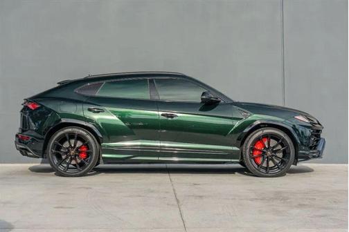 2020 Lamborghini Urus SUV