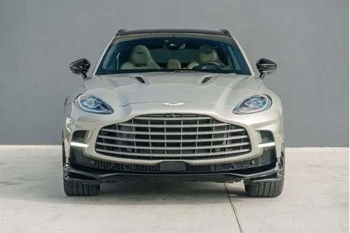 2023 Aston Martin DBX 707