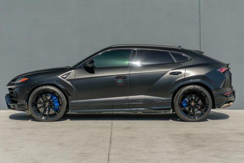 2021 Lamborghini Urus Sport Utility 4D