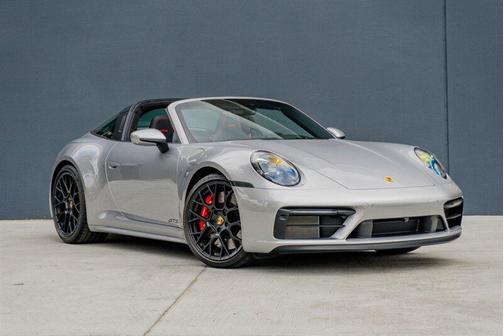 2024 Porsche 911 Convertible