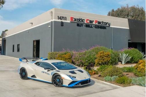 2022 Lamborghini Huracan STO Coupe