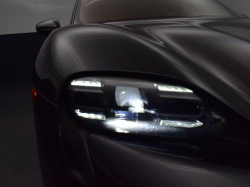 2022 Porsche Taycan RWD