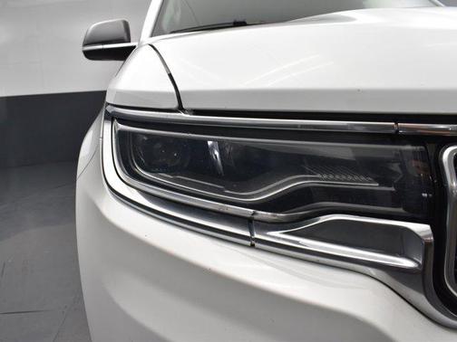 2023 Jeep Wagoneer L Series II 4x2