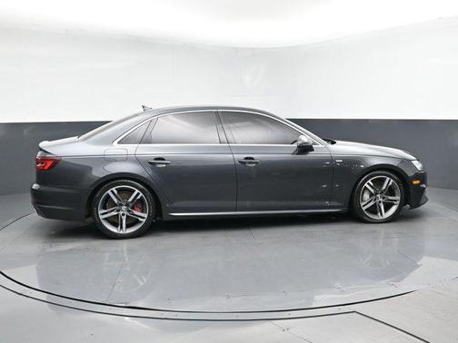 2018 Audi A4 2.0T Tech Premium