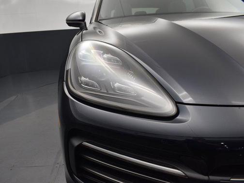 2022 Porsche Cayenne S