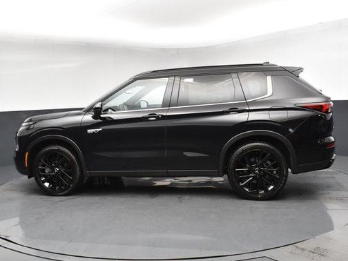 2025 Mitsubishi Outlander PHEV SEL