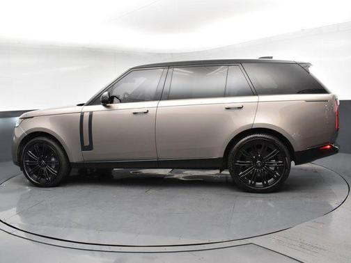 2023 Land Rover Range Rover P530 SE
