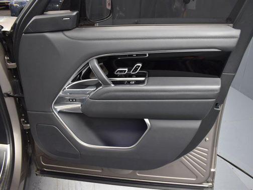 2023 Land Rover Range Rover P530 SE