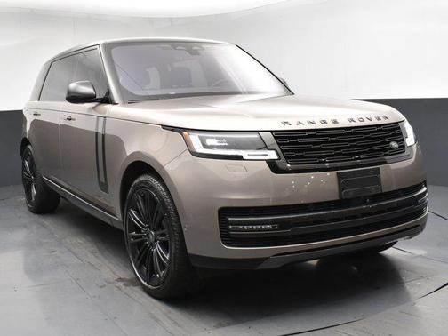 2023 Land Rover Range Rover P530 SE