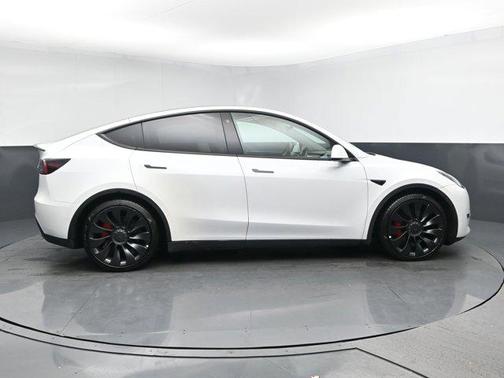 2022 Tesla Model Y Performance Dual Motor All-Wheel Drive